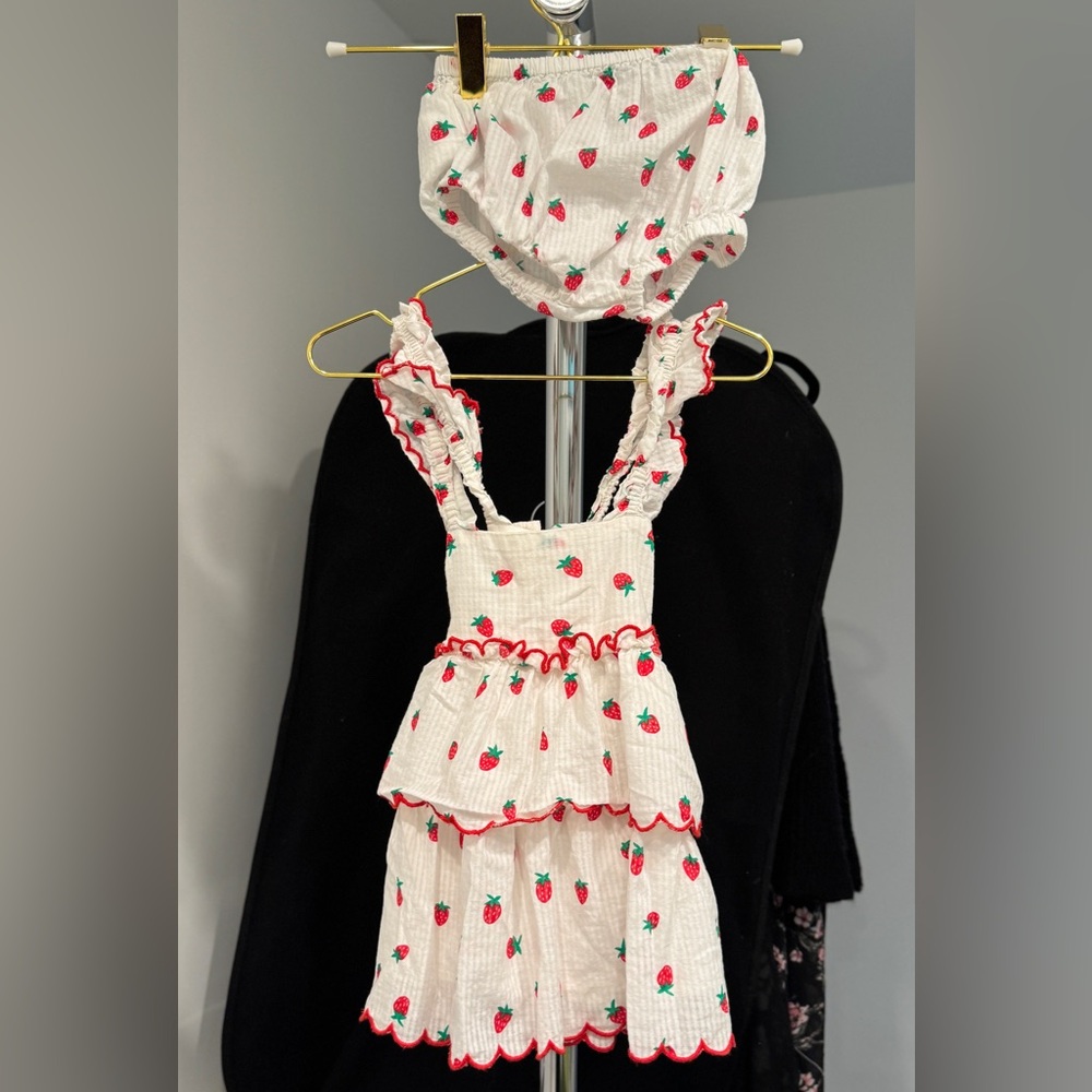 Stella McCartney strawberry set 6-9 month old